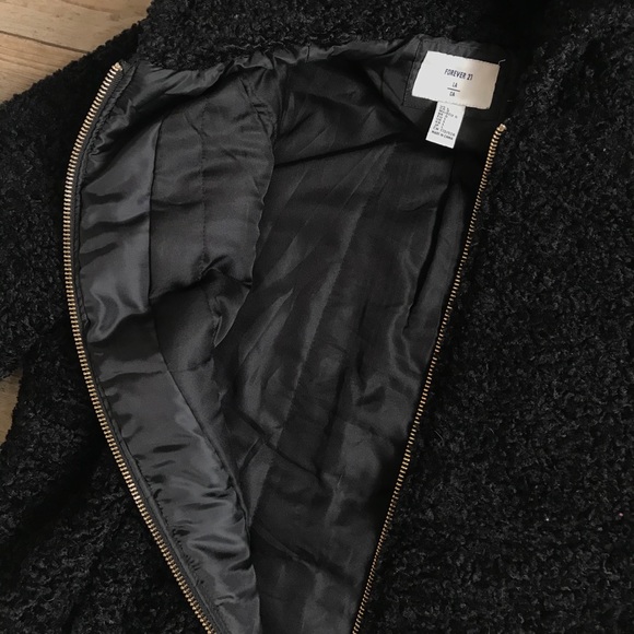 Sherpa Jacket - Picture 4 of 6